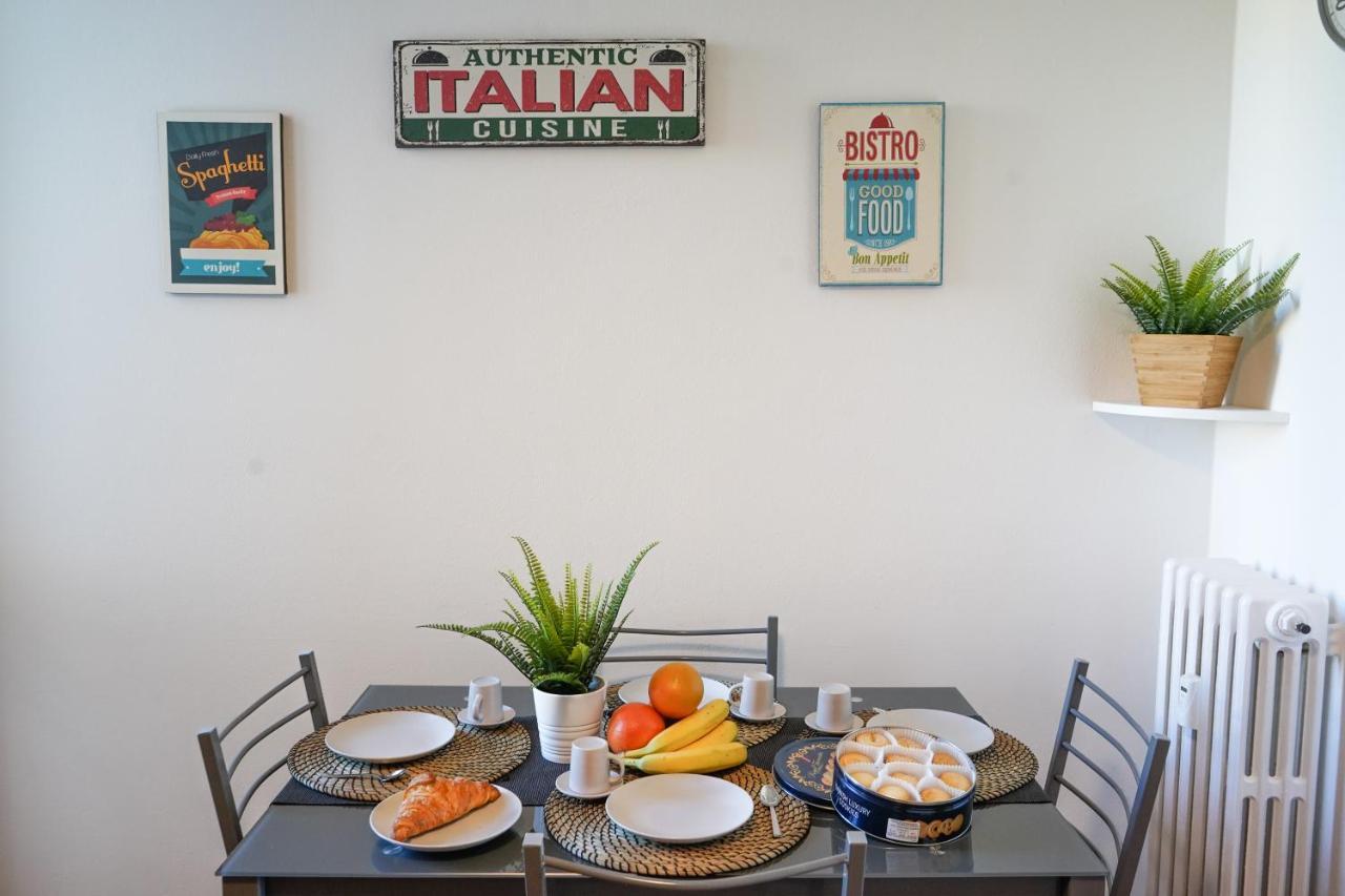 10 Min From The Airport-Wifi-Free Parking Apartment Samarate Luaran gambar